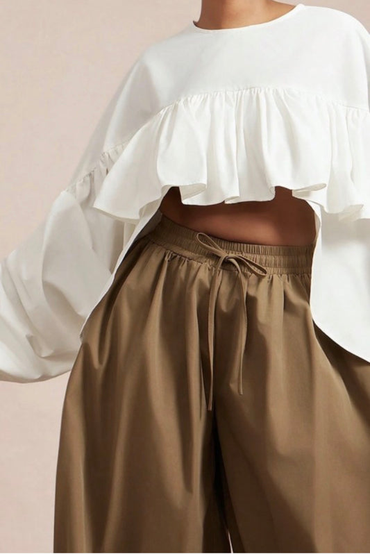 RUFFLED HIGH-LOW POPLIN BLOUSE