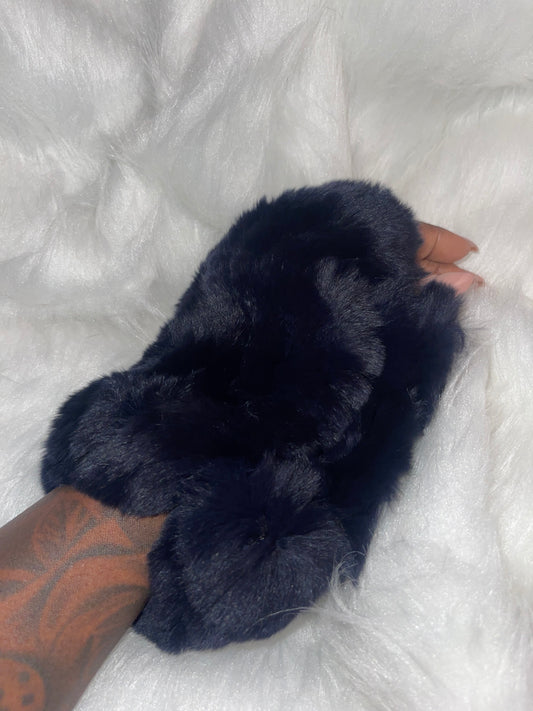 JOAN GENUINE REX RABBIT HANDWARMER