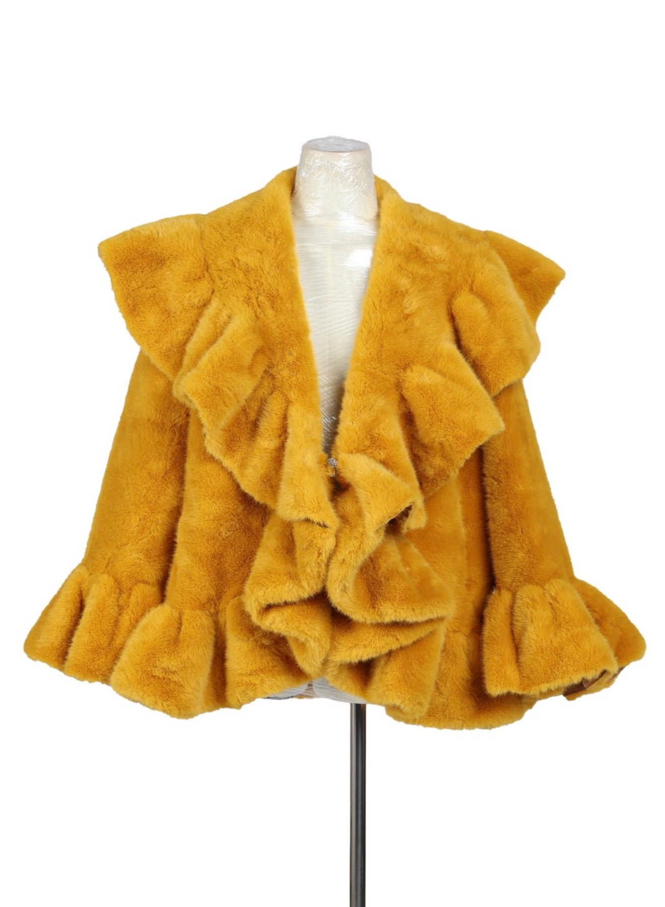 RUFFLE ROYALE