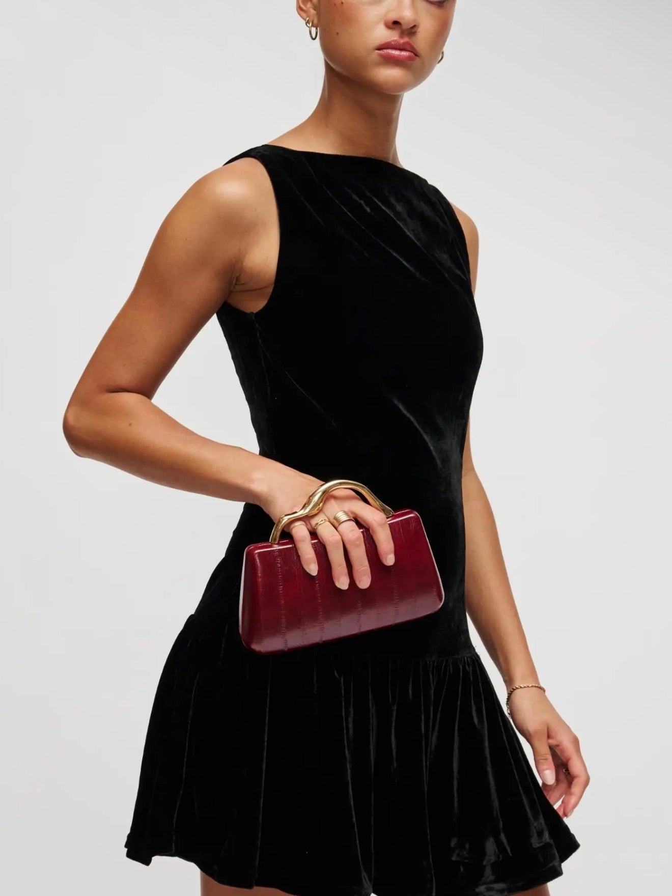NICHELLE CLUTCH