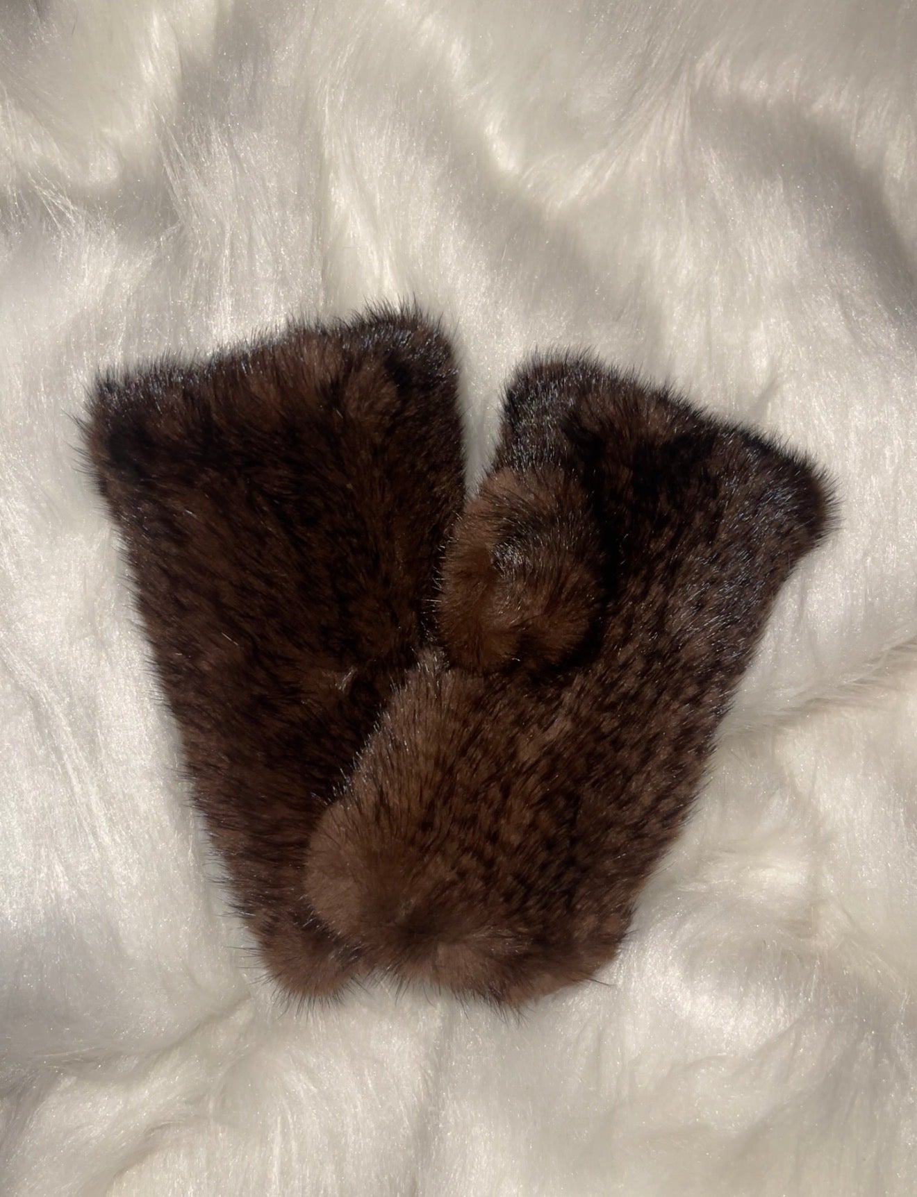 THE SABLESSE MINK HANDWARMER