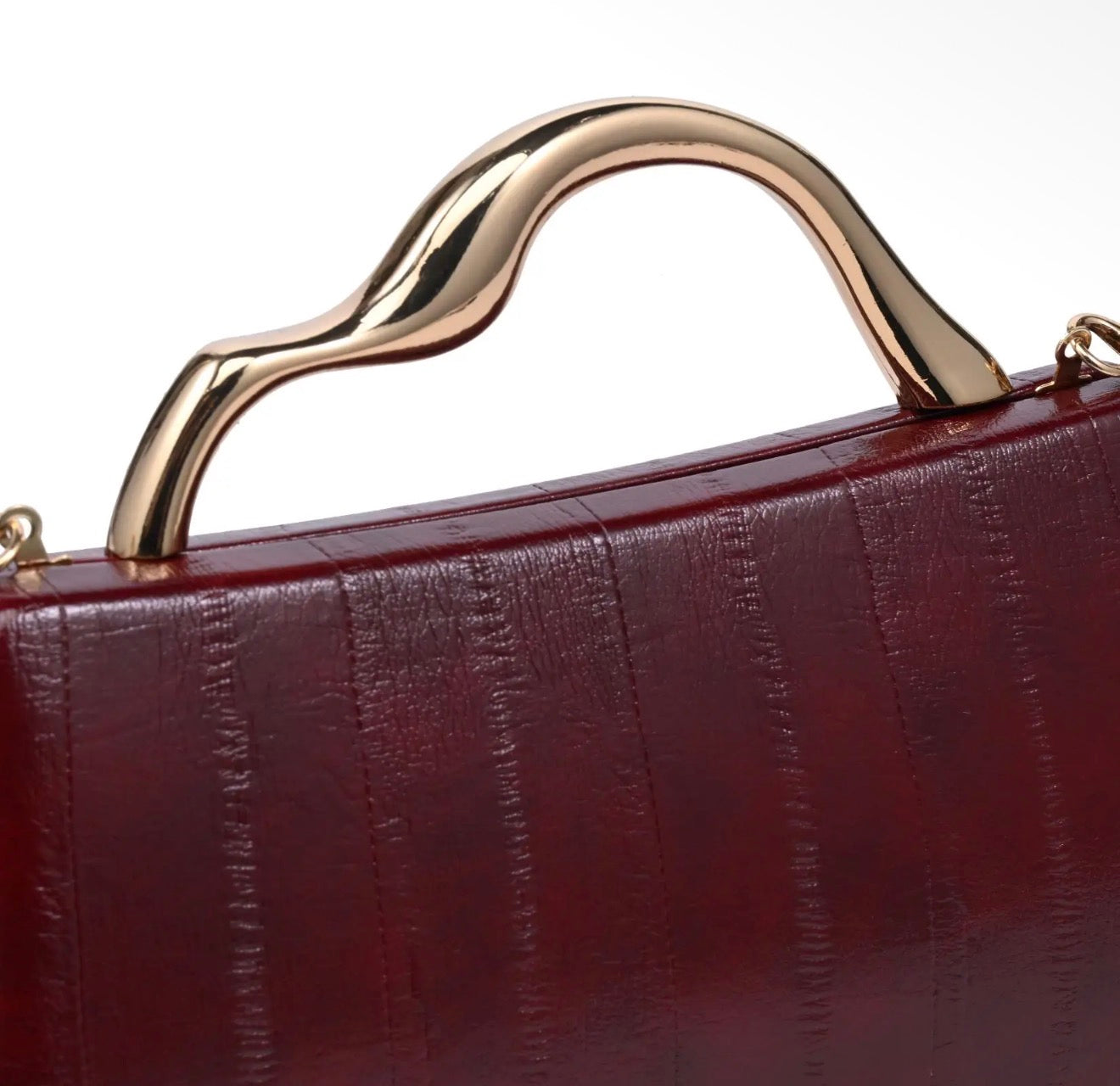 NICHELLE CLUTCH
